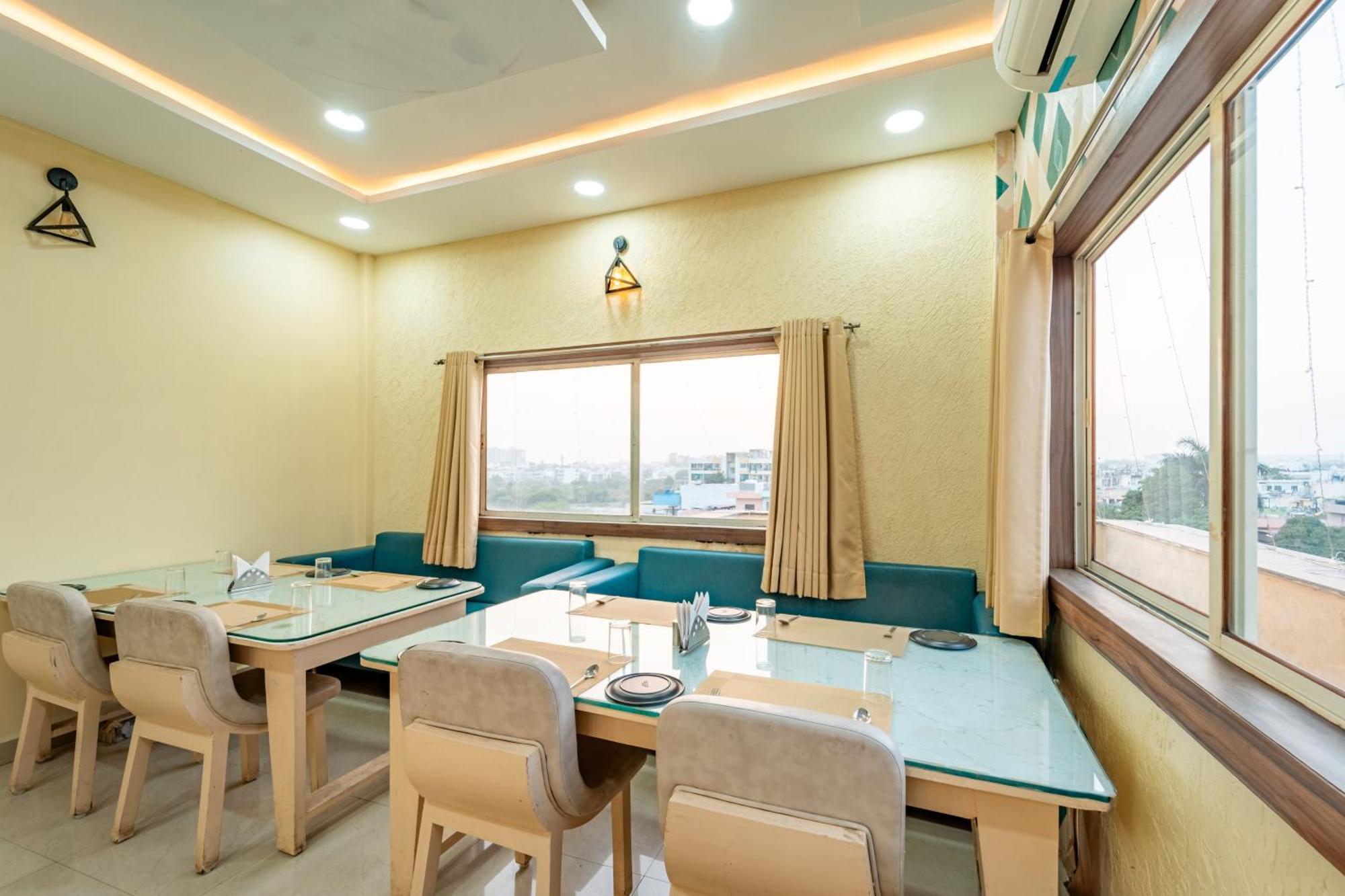 Treebo Premium Zorba Hotel Bhopal Exterior photo