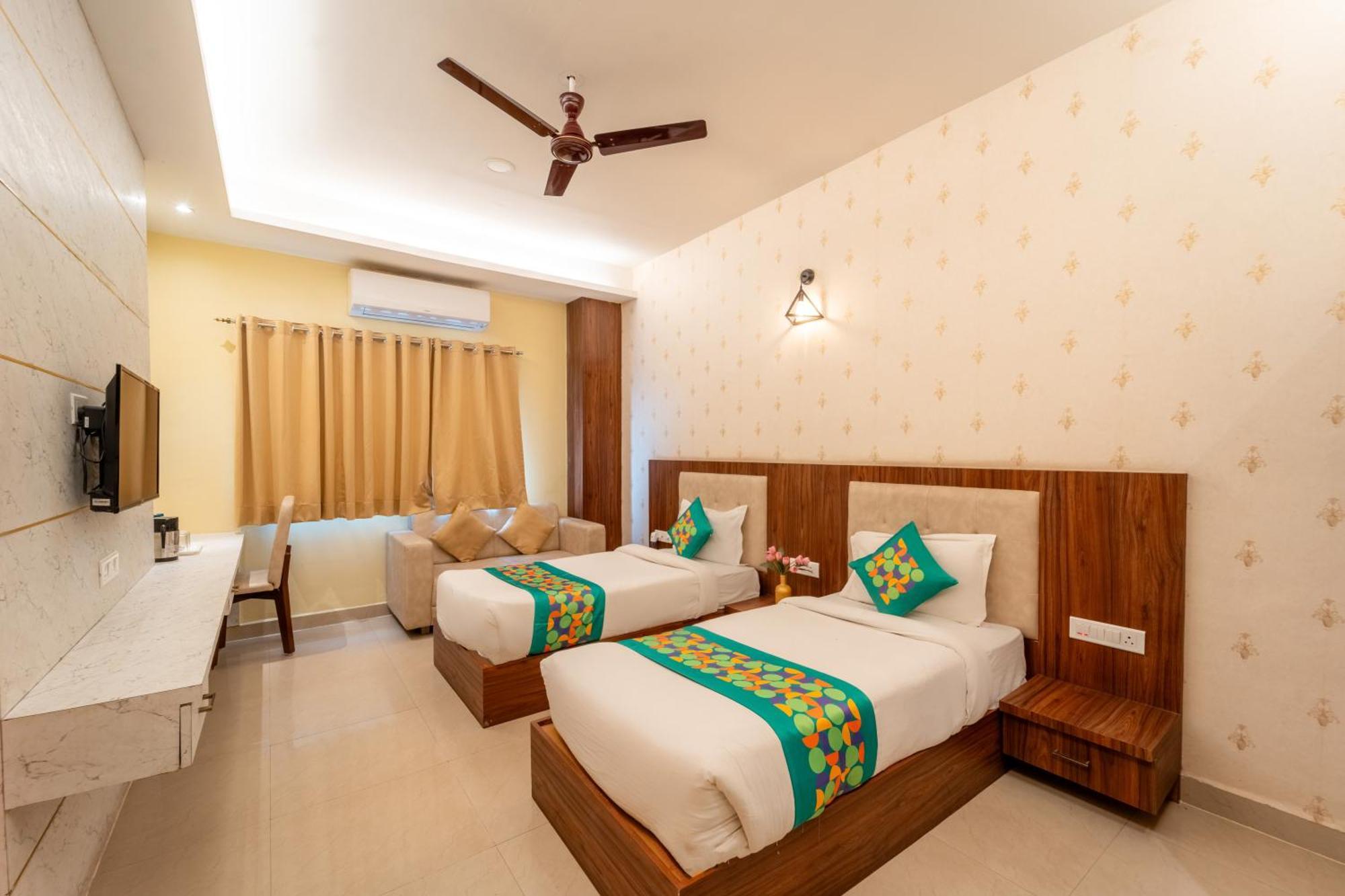 Treebo Premium Zorba Hotel Bhopal Exterior photo