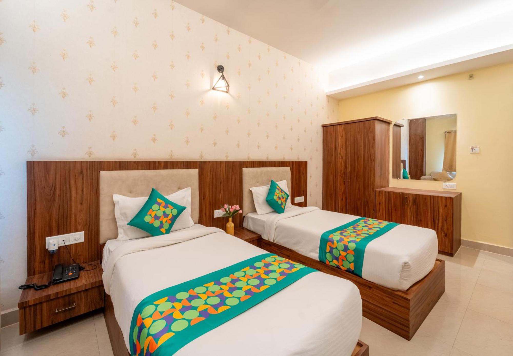 Treebo Premium Zorba Hotel Bhopal Exterior photo