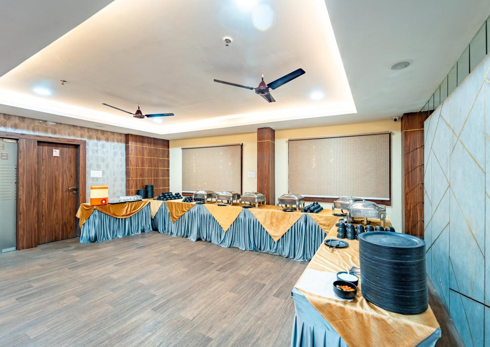 Treebo Premium Zorba Hotel Bhopal Exterior photo