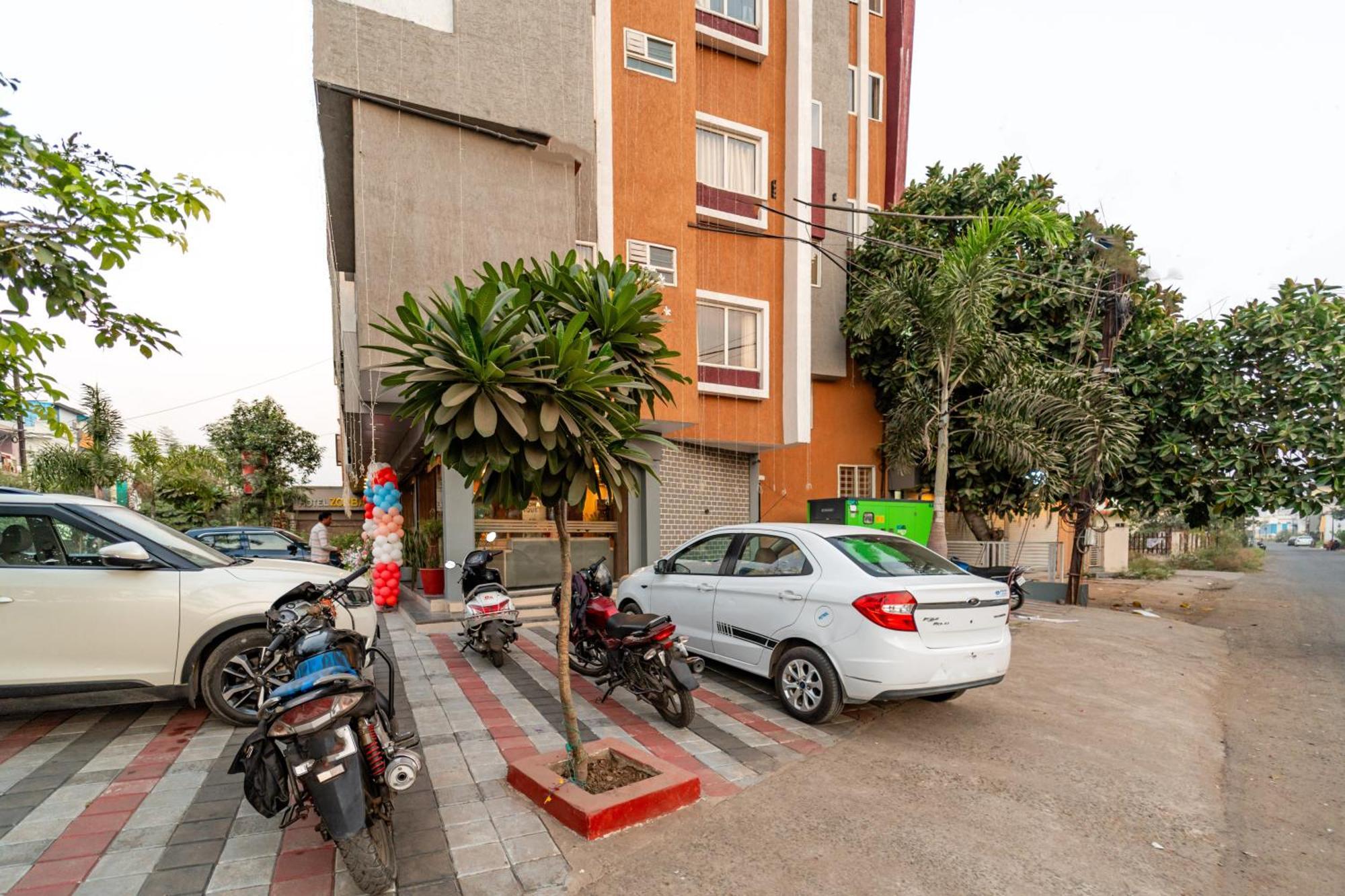 Treebo Premium Zorba Hotel Bhopal Exterior photo