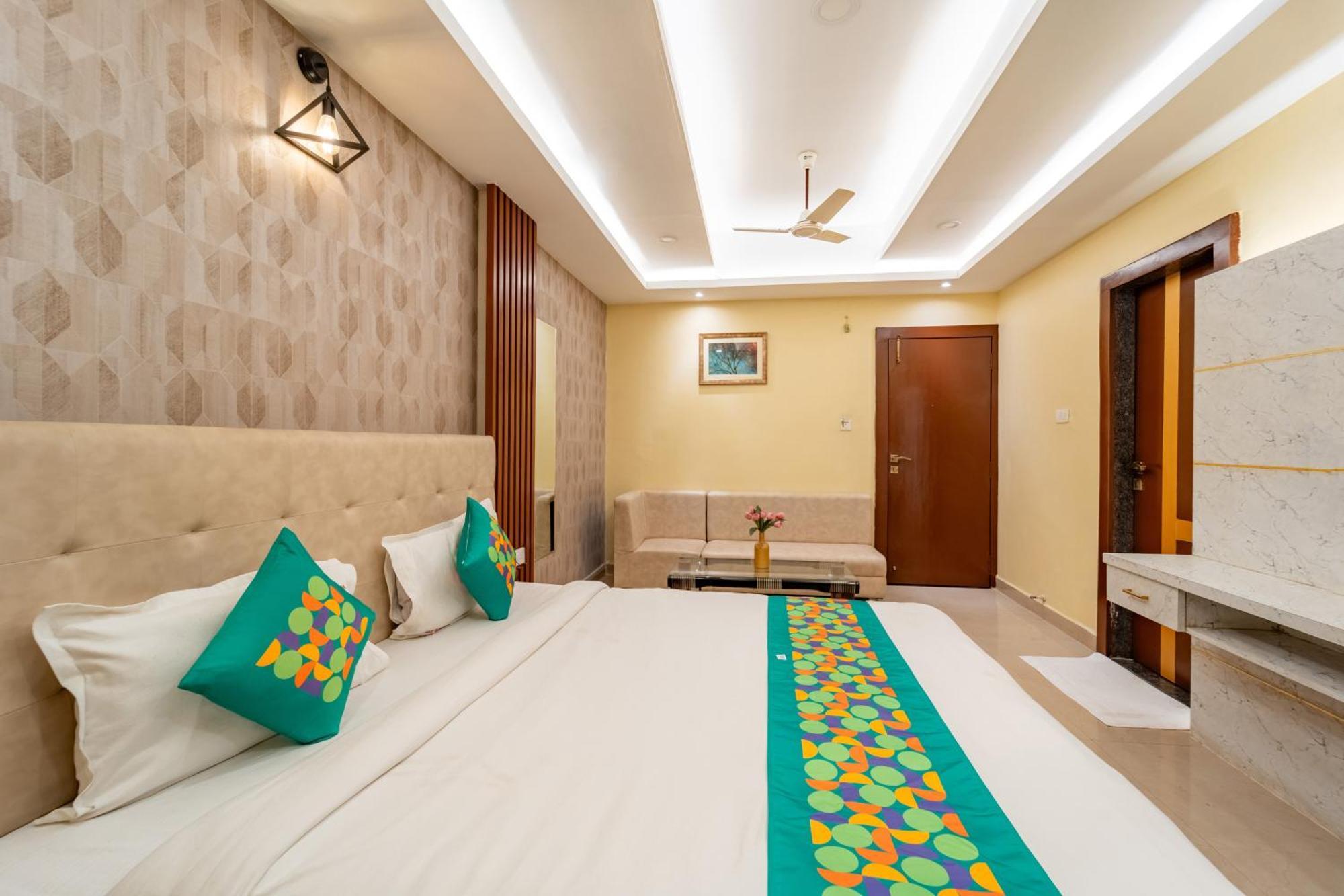 Treebo Premium Zorba Hotel Bhopal Exterior photo