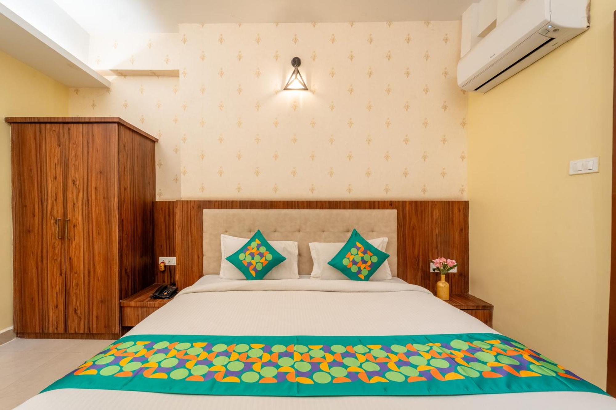 Treebo Premium Zorba Hotel Bhopal Exterior photo
