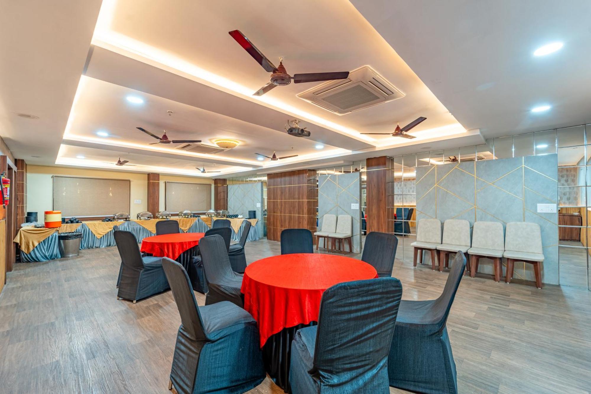 Treebo Premium Zorba Hotel Bhopal Exterior photo