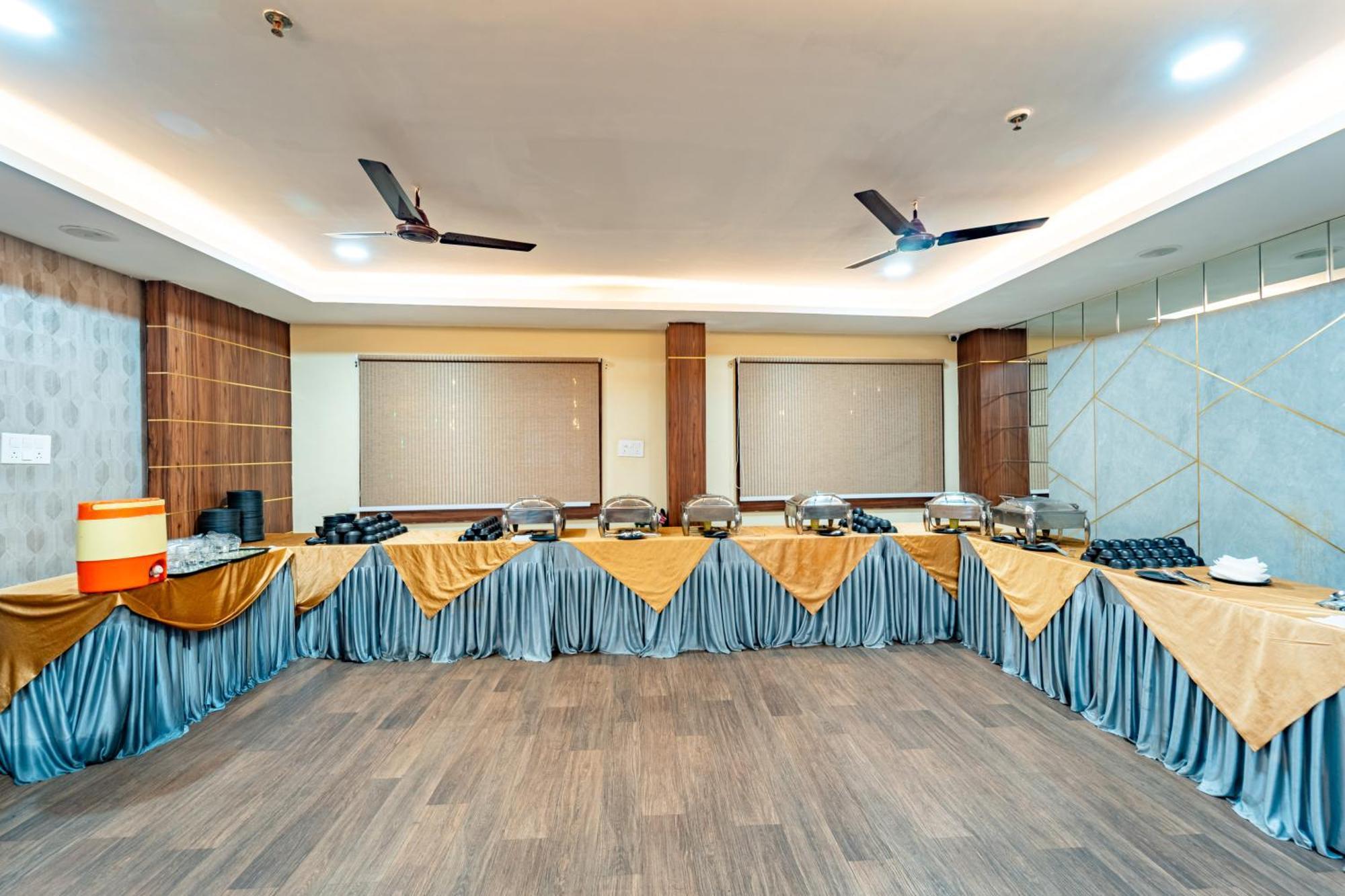 Treebo Premium Zorba Hotel Bhopal Exterior photo