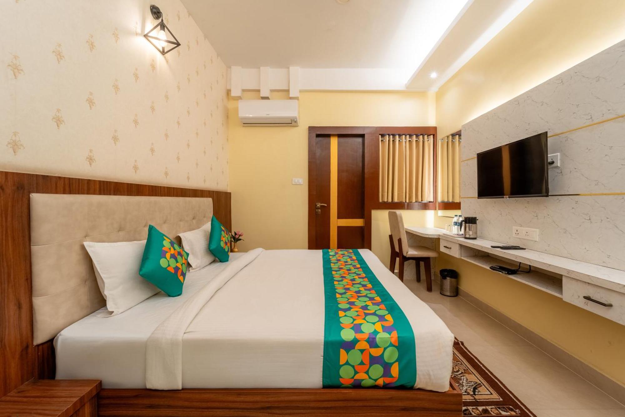 Treebo Premium Zorba Hotel Bhopal Exterior photo